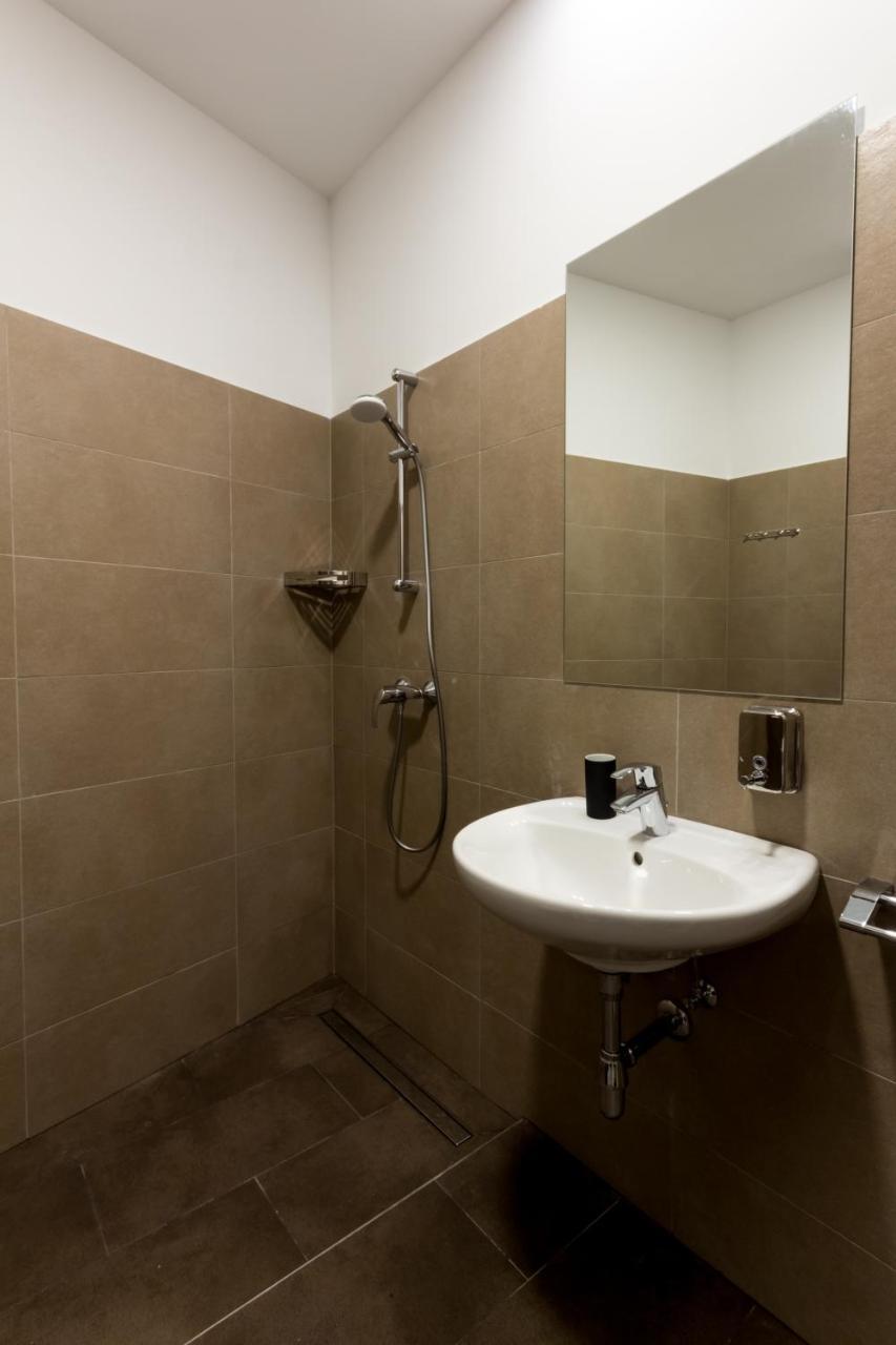 Debo Apartments Naehe Westbahnhof - Contactless Check In فيينا المظهر الخارجي الصورة